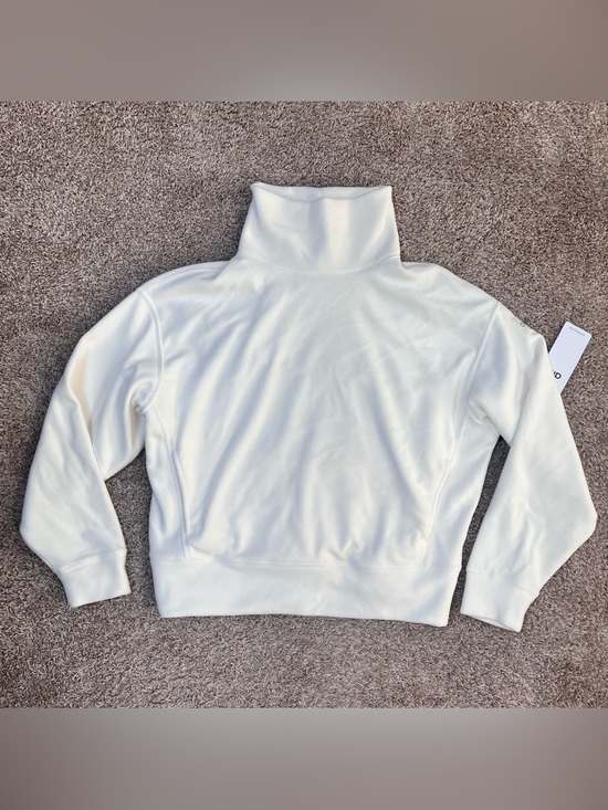 ALO Yoga Tops - Alo Yoga Polar Fleece Hazy Pullover - Ivory